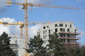 La ville de Paris vend des logements deux fois moins chers que la moyenne