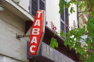 Payer ses impôts chez un buraliste : l’expérimentation commence maintenant