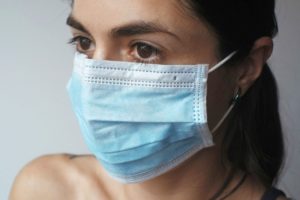 Coronavirus : le prix des masques chirurgicaux plafonné par le gouvernement