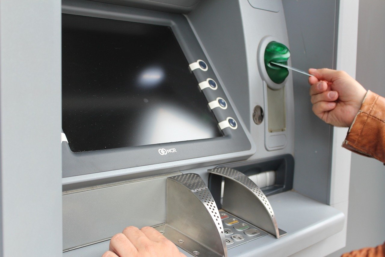 Escroquerie bancaire : l’histoire de Jeanne, victime d’une arnaque à la carte bancaire