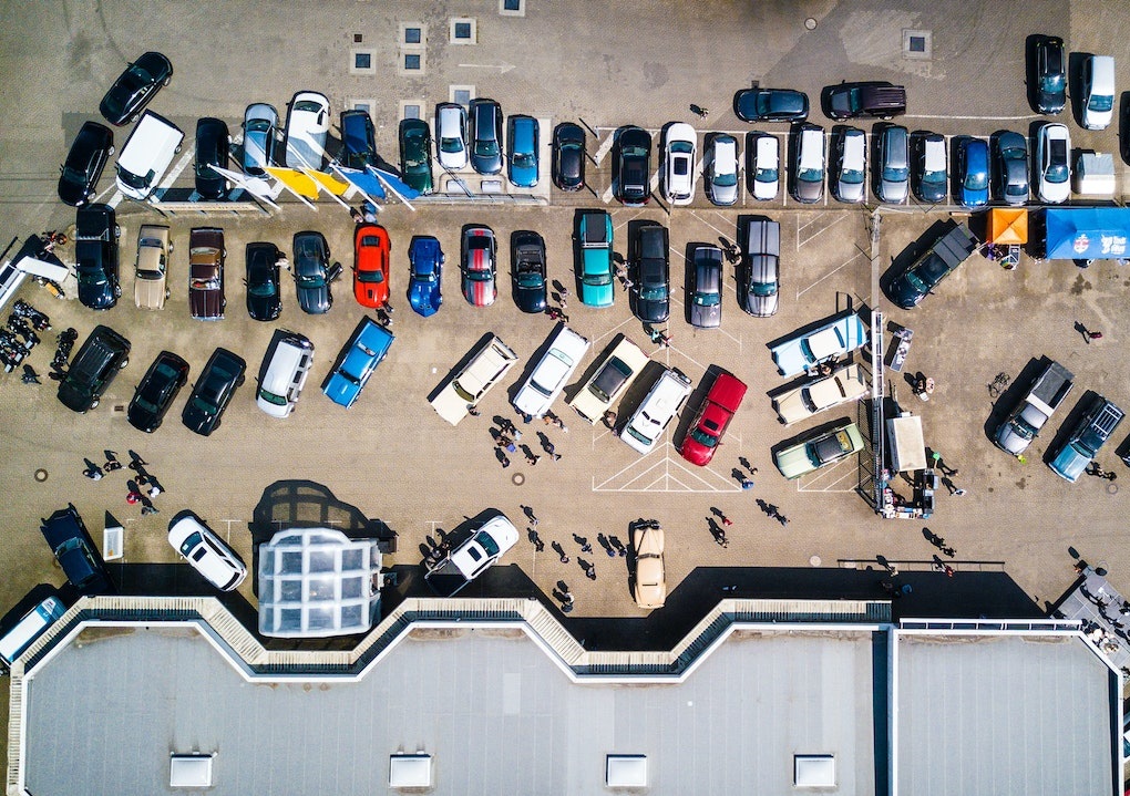 Attention à cette escroquerie à la carte bancaire sur les parkings des supermarchés